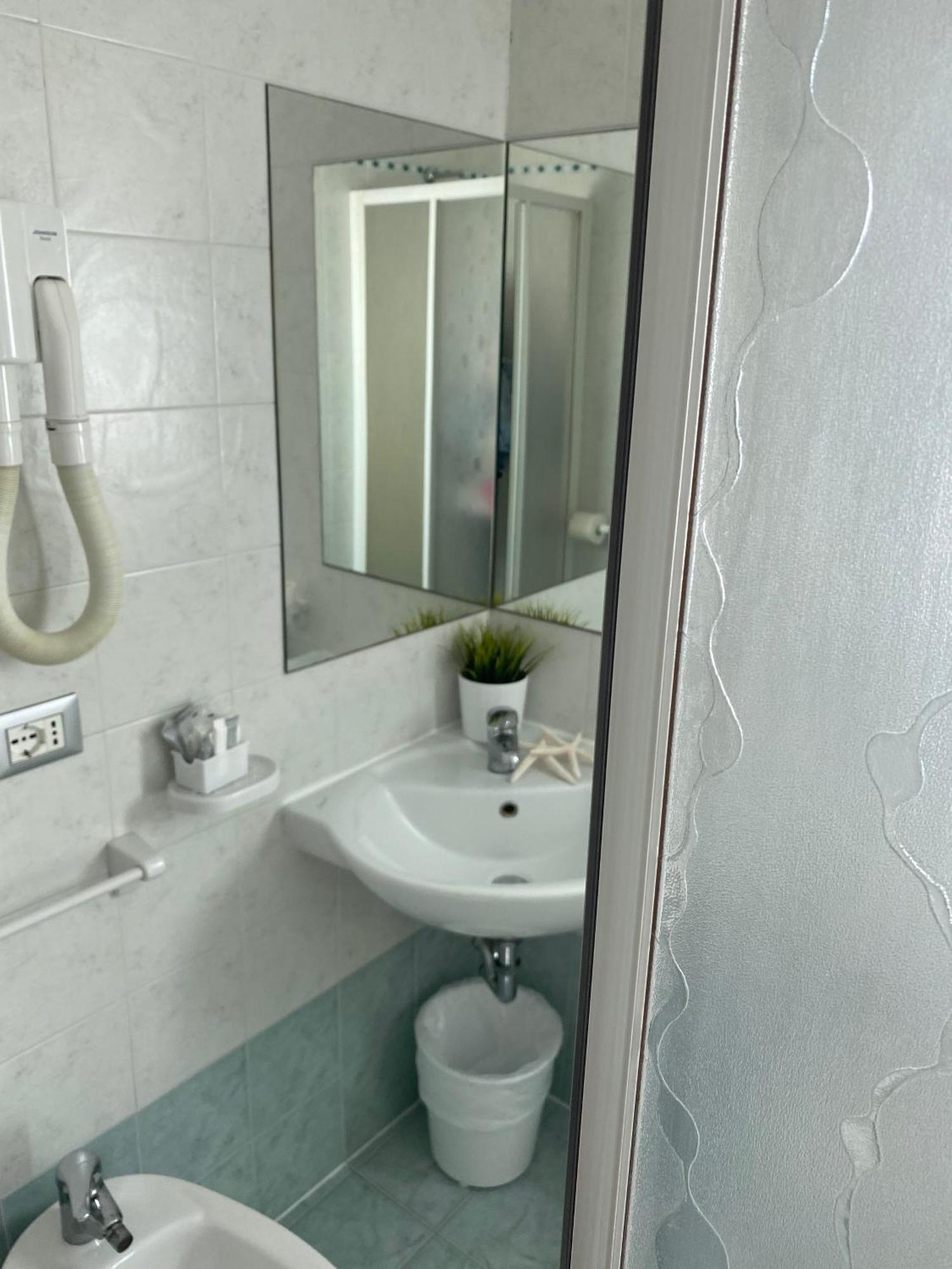 Hotel Philadelphia Cattolica Cameră foto