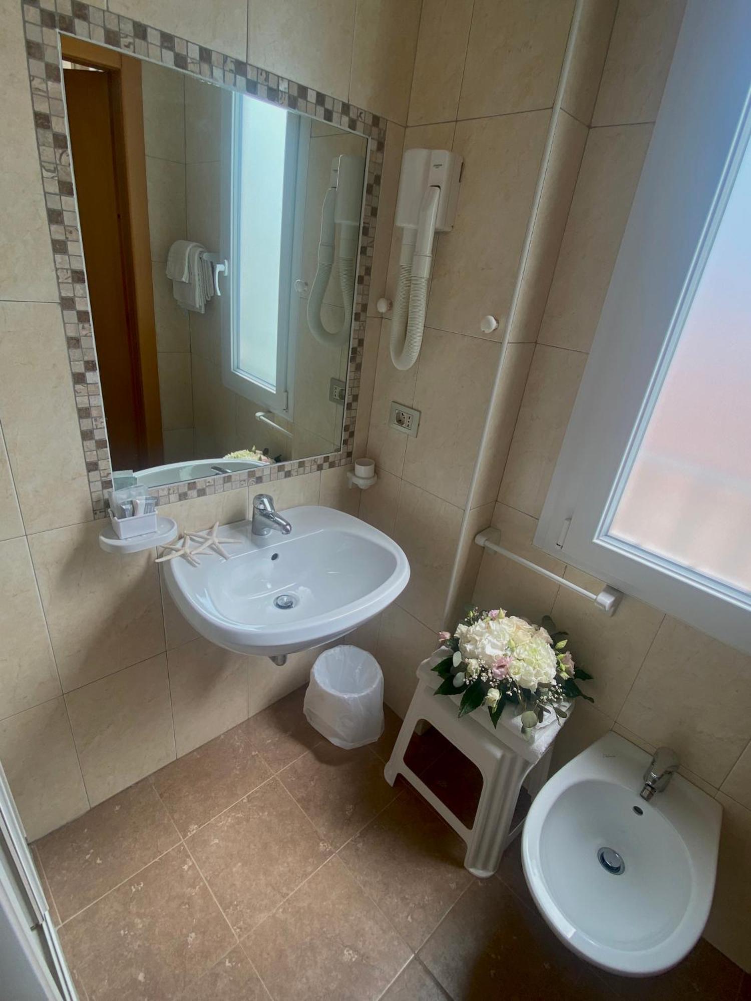 Hotel Philadelphia Cattolica Cameră foto