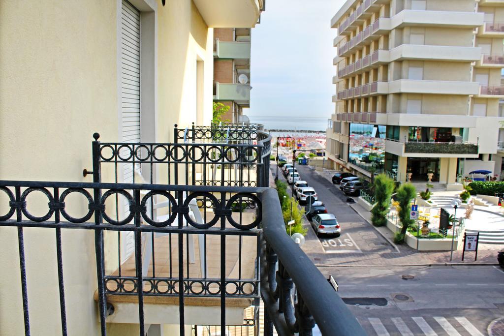 Hotel Philadelphia Cattolica Exterior foto