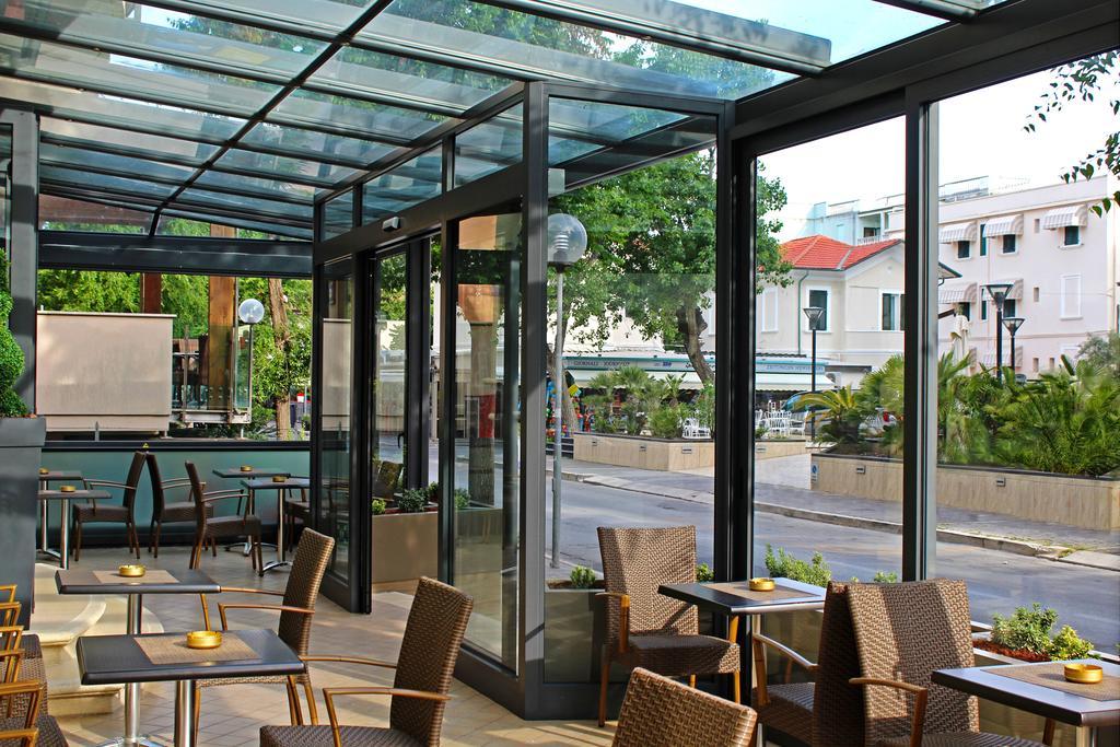 Hotel Philadelphia Cattolica Exterior foto